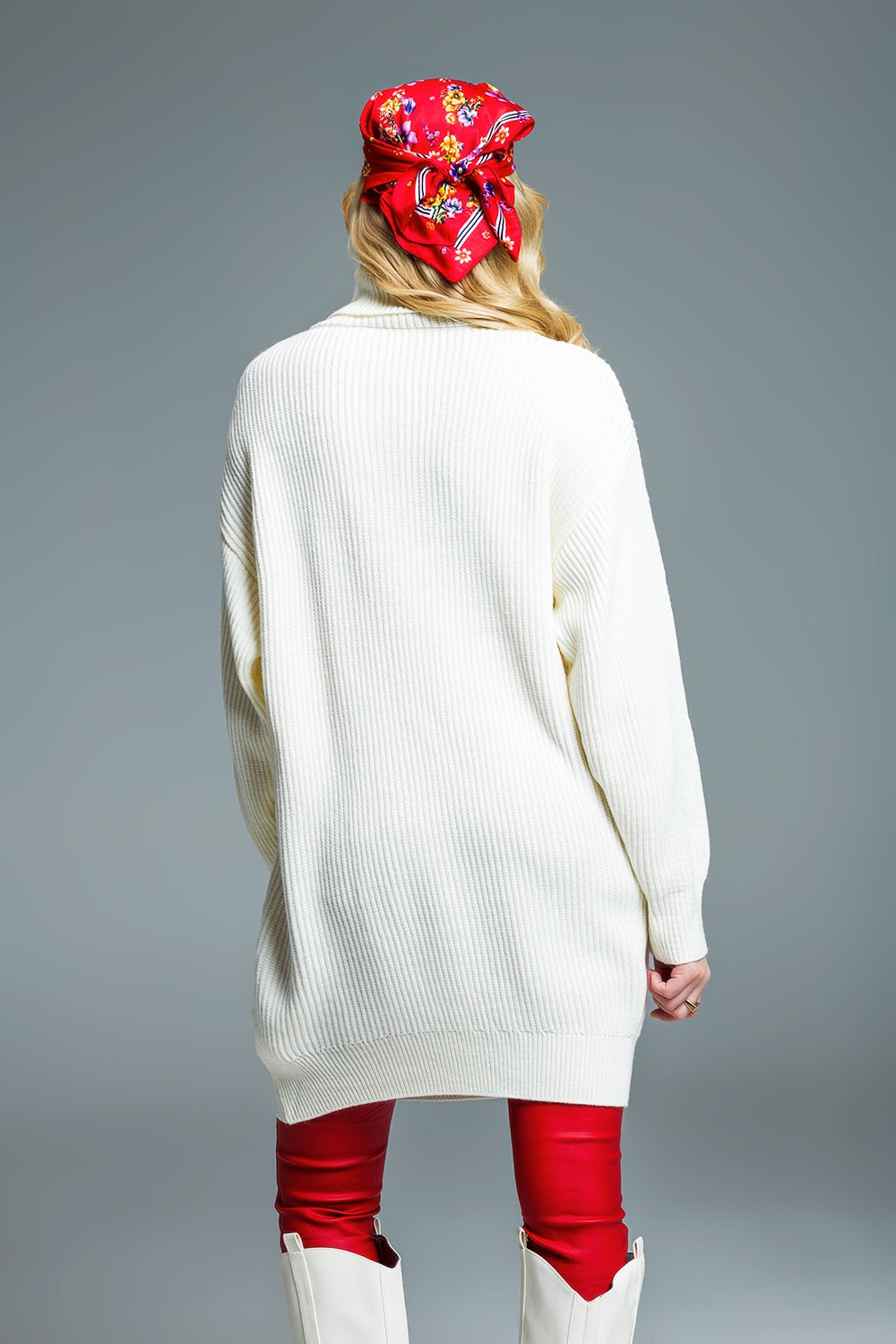 Oversized Ribbed Knit Dress With Turtle Neck In Cream